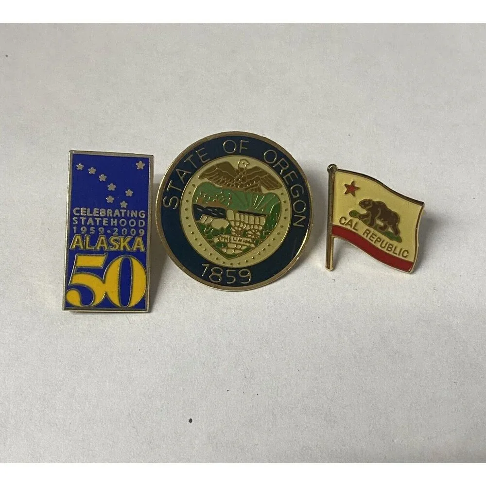 LOT 3 Oregon California & 2009 Alaska Celebrating 50 Years of Statehood Pins